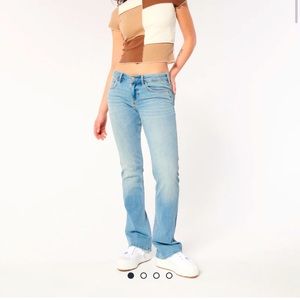 Low Rise Light Wash Boot Jeans